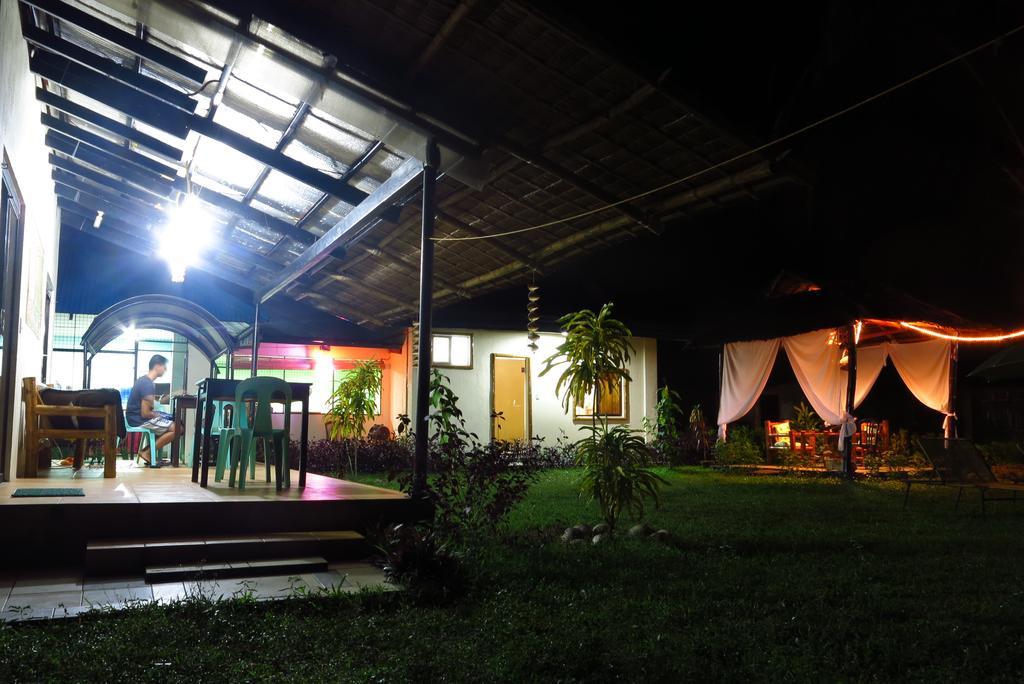 Blu Ma Re Guesthouse - Sugar Beach Sipalay Exterior photo